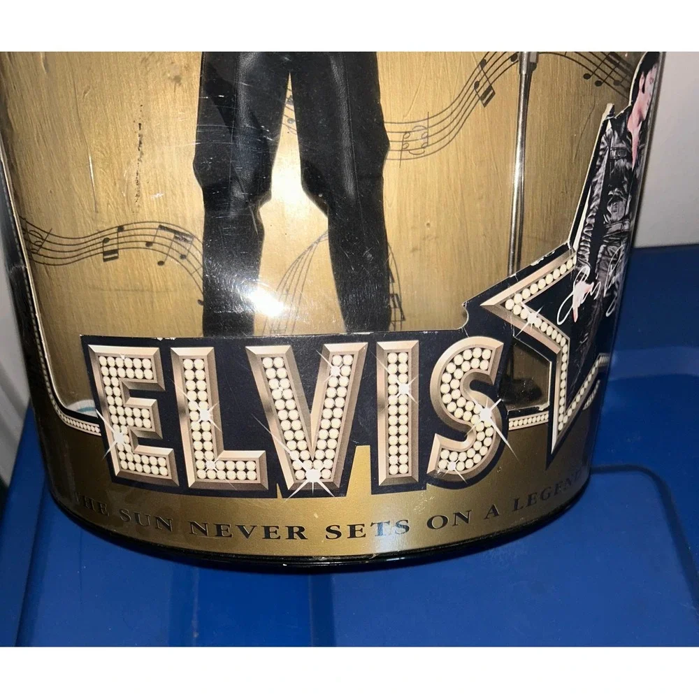 Hasbro Elvis Presley 68 Special Collector Doll 12 Inch Black Leather Outfit 1993